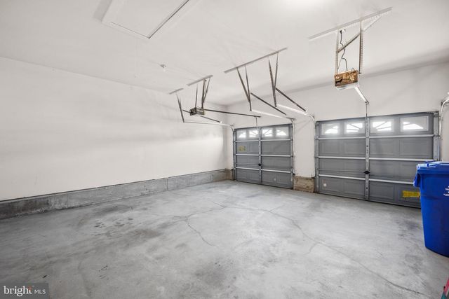 8 CASSIN HILL RD, Garnet Valley, PA 19060