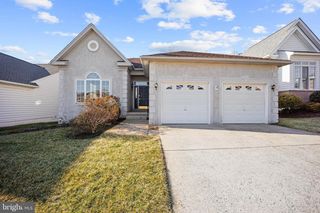 8 CASSIN HILL RD, Garnet Valley, PA 19060