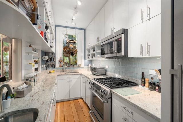 236 Walnut Street, Brookline, MA 02445