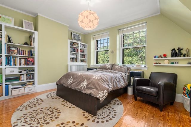 236 Walnut Street, Brookline, MA 02445