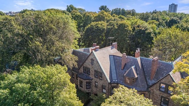 236 Walnut Street, Brookline, MA 02445