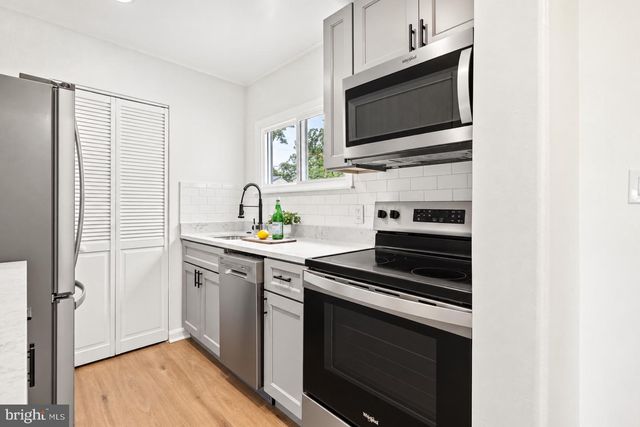 505 WESTWAY RD, Glen Burnie, MD 21061