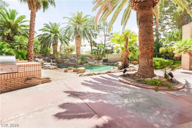 3687 Happy Lane, Las Vegas, NV 89120