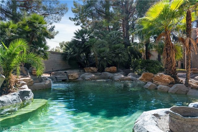 3687 Happy Lane, Las Vegas, NV 89120