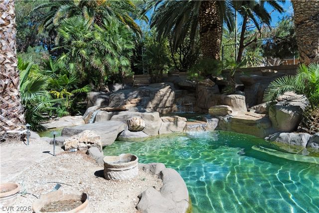 3687 Happy Lane, Las Vegas, NV 89120