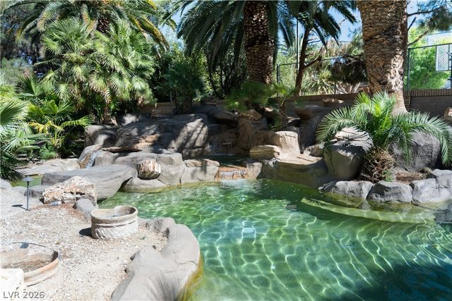 3687 Happy Lane, Las Vegas, NV 89120