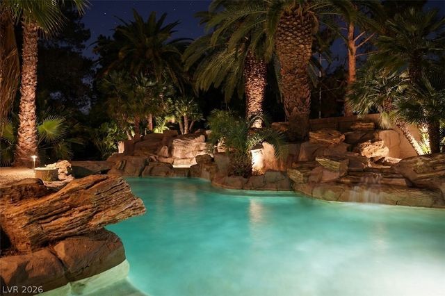 3687 Happy Lane, Las Vegas, NV 89120