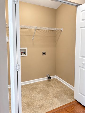 551 Albion Cir, Gallatin, TN 37066