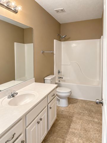 551 Albion Cir, Gallatin, TN 37066