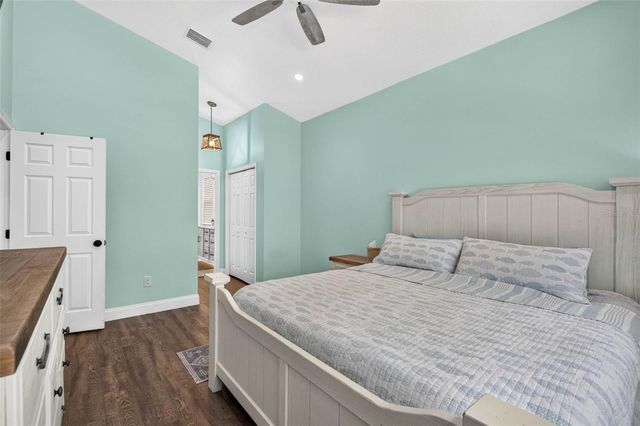 12321 GLENFIELD AVENUE, Tampa, FL 33626
