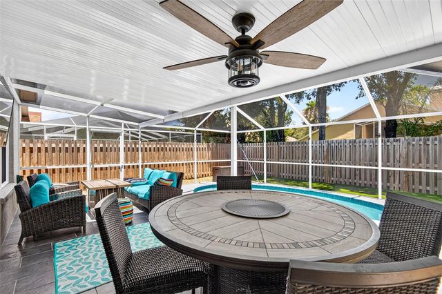 12321 GLENFIELD AVENUE, Tampa, FL 33626
