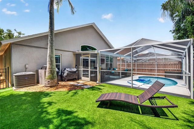 12321 GLENFIELD AVENUE, Tampa, FL 33626