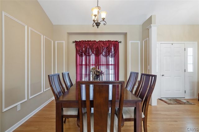 8494 Wayfarer Drive, Cicero, NY 13039