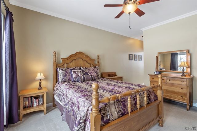 8494 Wayfarer Drive, Cicero, NY 13039