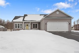 8494 Wayfarer Drive, Cicero, NY 13039