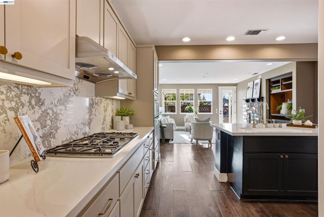 2785 Decker Ln, Livermore, CA 94550