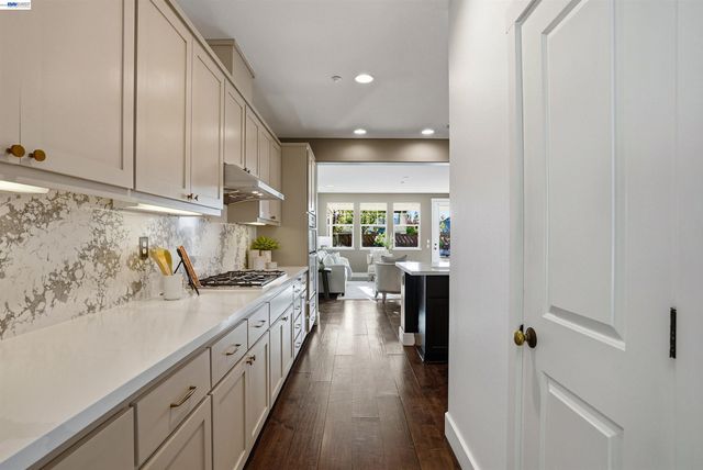 2785 Decker Ln, Livermore, CA 94550