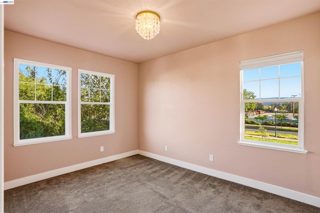 2785 Decker Ln, Livermore, CA 94550