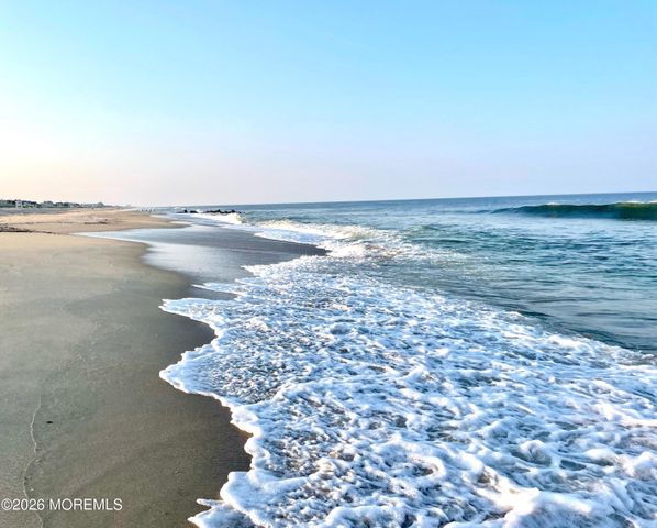200 Beacon Boulevard, Sea Girt, NJ 08750