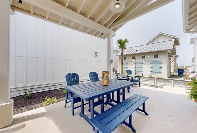 673 Center Square South S 17, Port Aransas, TX 78373
