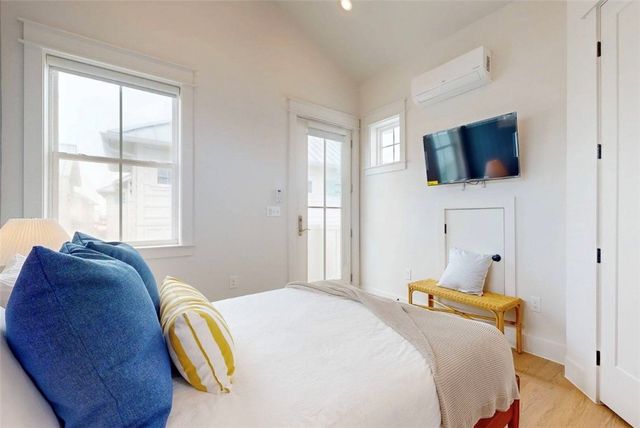 673 Center Square South S 17, Port Aransas, TX 78373
