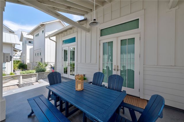 673 Center Square South S 17, Port Aransas, TX 78373