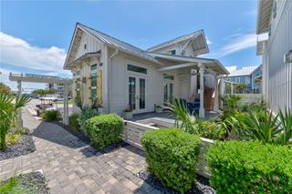 673 Center Square South S 17, Port Aransas, TX 78373