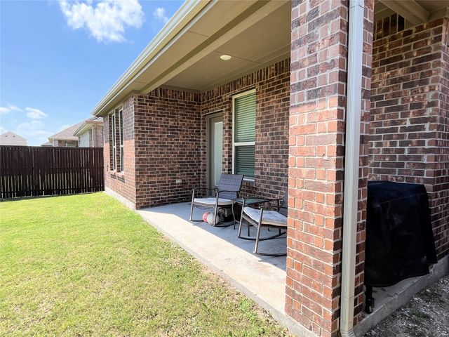 717 Jessica Lynn Lane, Anna, TX 75409