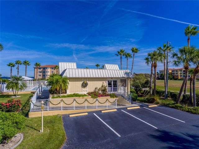 101 N MARION COURT 222, Punta Gorda, FL 33950