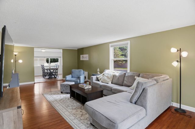 8841 Nicollet Avenue S, Bloomington, MN 55420