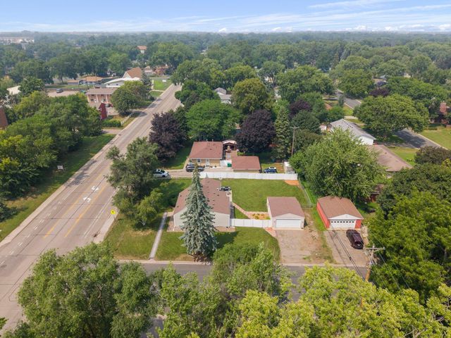8841 Nicollet Avenue S, Bloomington, MN 55420