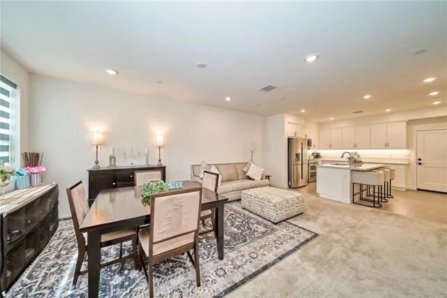10526 Triple Crown Lane, Cypress, CA 90720