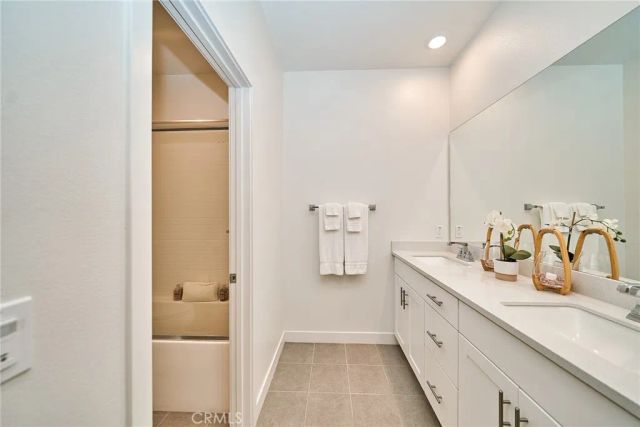 10526 Triple Crown Lane, Cypress, CA 90720