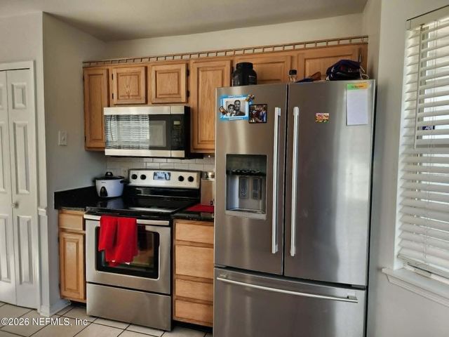 7747 LYNCHBURG Court E, Jacksonville, FL 32277