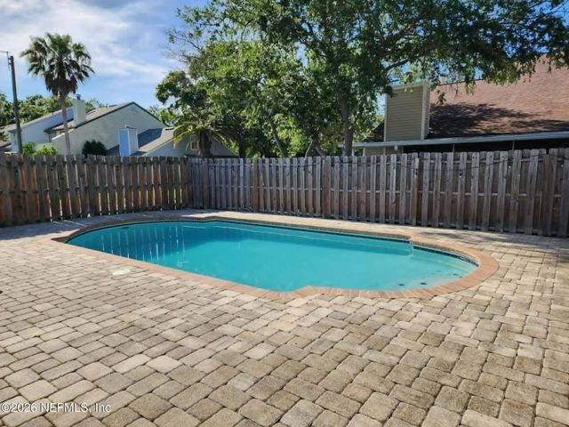 7747 LYNCHBURG Court E, Jacksonville, FL 32277