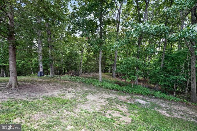 15471 WESTCHESTER DR, Hughesville, MD 20637