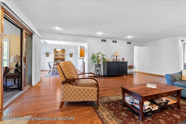 5283 E Hidden Lake Drive 47, East Lansing, MI 48823