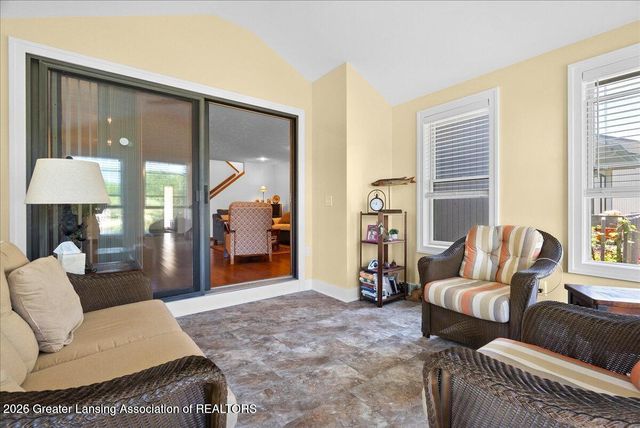 5283 E Hidden Lake Drive 47, East Lansing, MI 48823