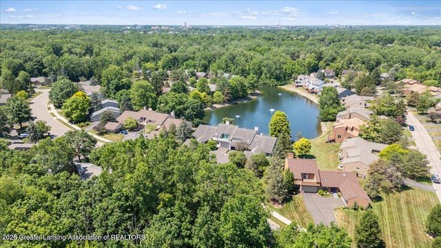 5283 E Hidden Lake Drive 47, East Lansing, MI 48823