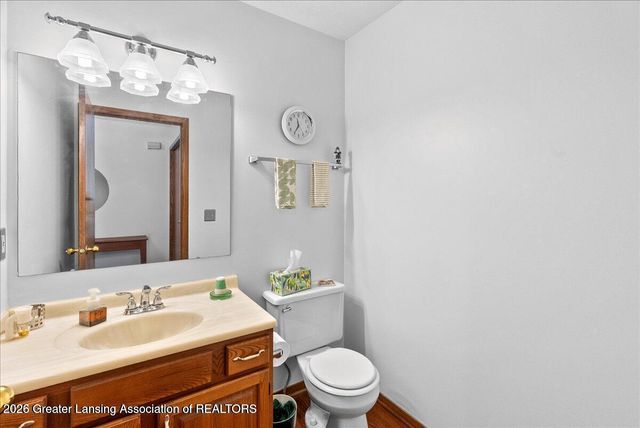 5283 E Hidden Lake Drive 47, East Lansing, MI 48823