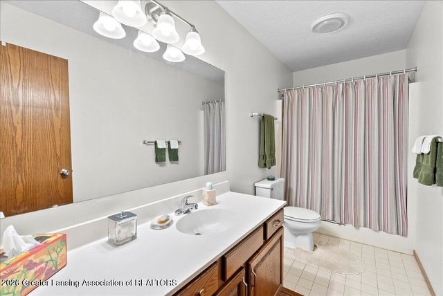 5283 E Hidden Lake Drive 47, East Lansing, MI 48823