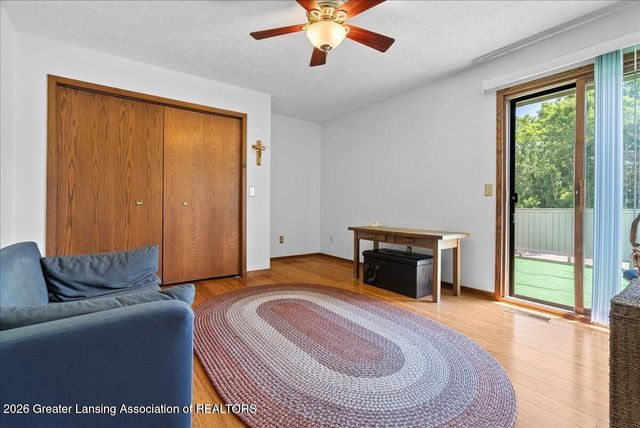 5283 E Hidden Lake Drive 47, East Lansing, MI 48823