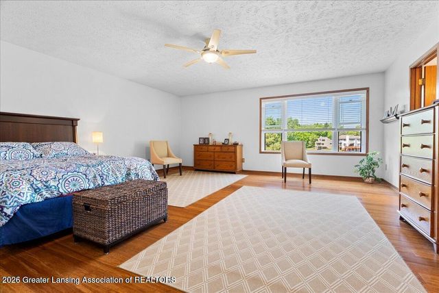 5283 E Hidden Lake Drive 47, East Lansing, MI 48823