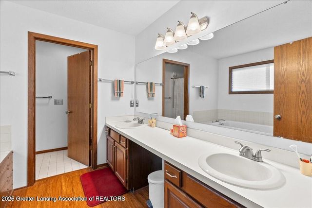 5283 E Hidden Lake Drive 47, East Lansing, MI 48823