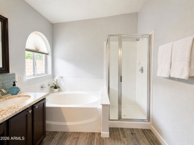 6190 W PONTIAC Drive, Glendale, AZ 85308