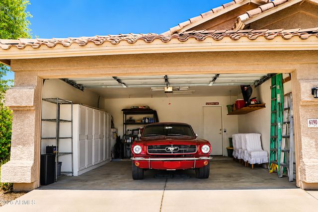 6190 W PONTIAC Drive, Glendale, AZ 85308