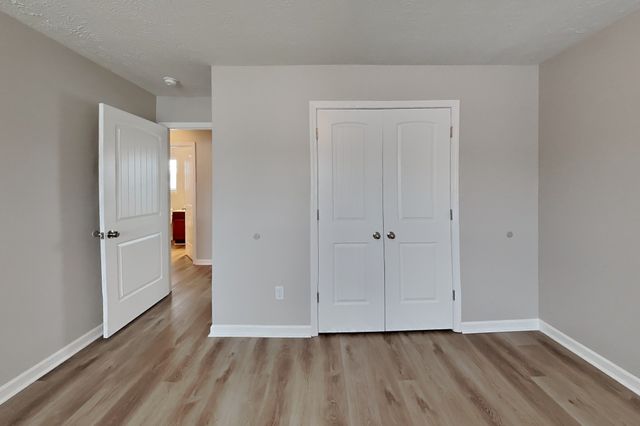 1107 Selous Dr, Murfreesboro, TN 37128