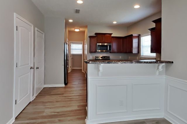 1107 Selous Dr, Murfreesboro, TN 37128