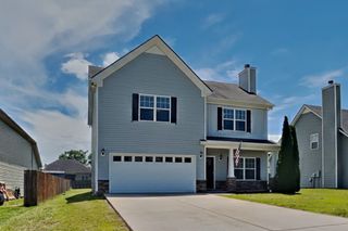 1107 Selous Dr, Murfreesboro, TN 37128