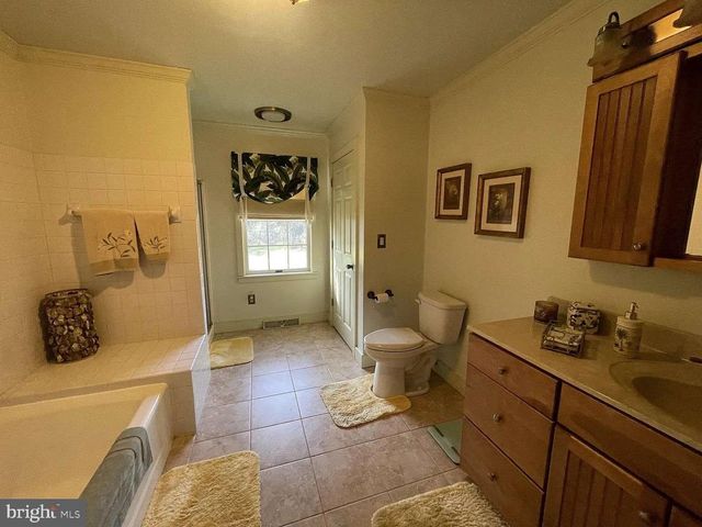 53 MARKET ST, Salem, NJ 08079